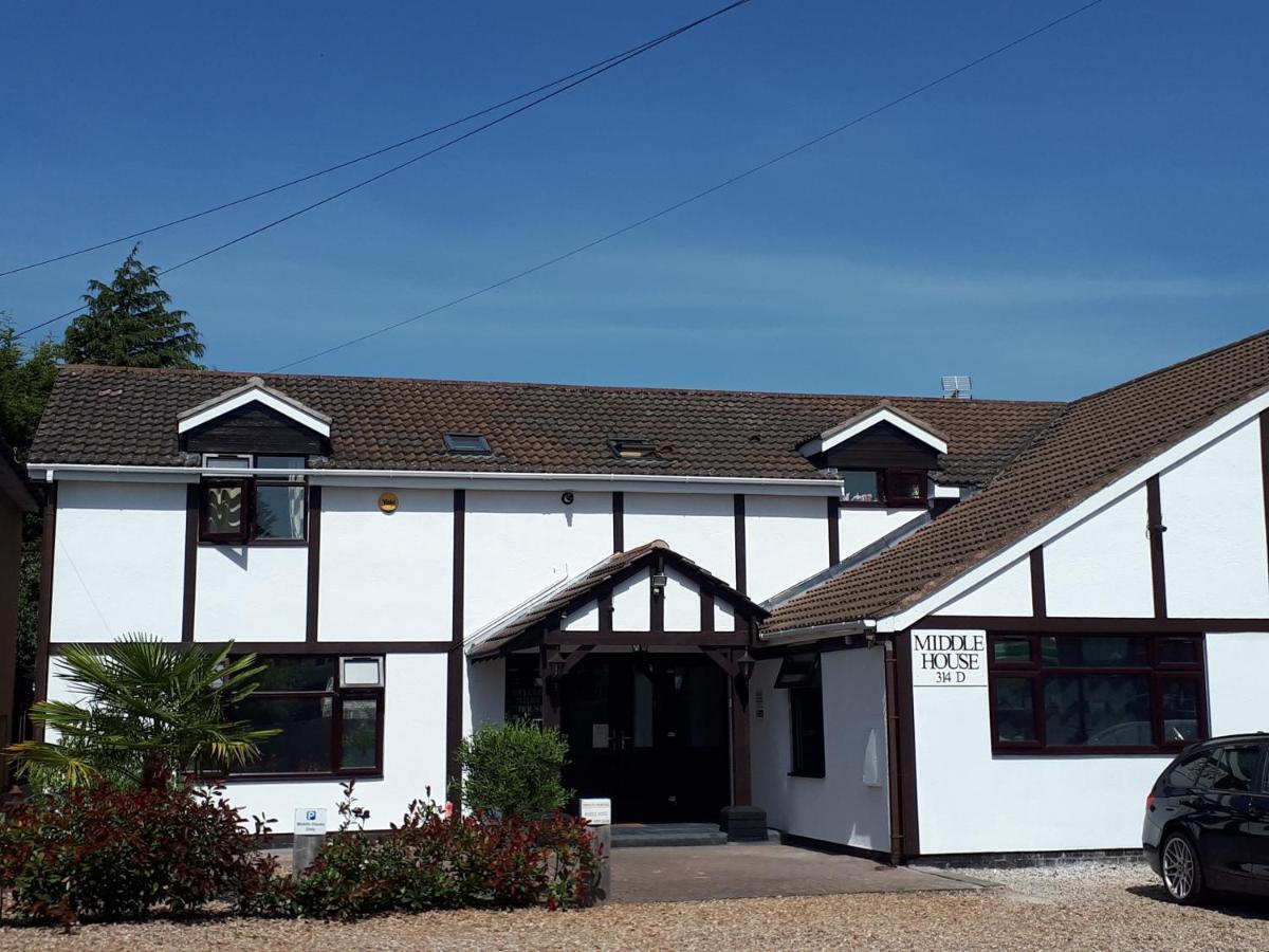 Middle House Bed & Breakfast Coventry Exterior photo